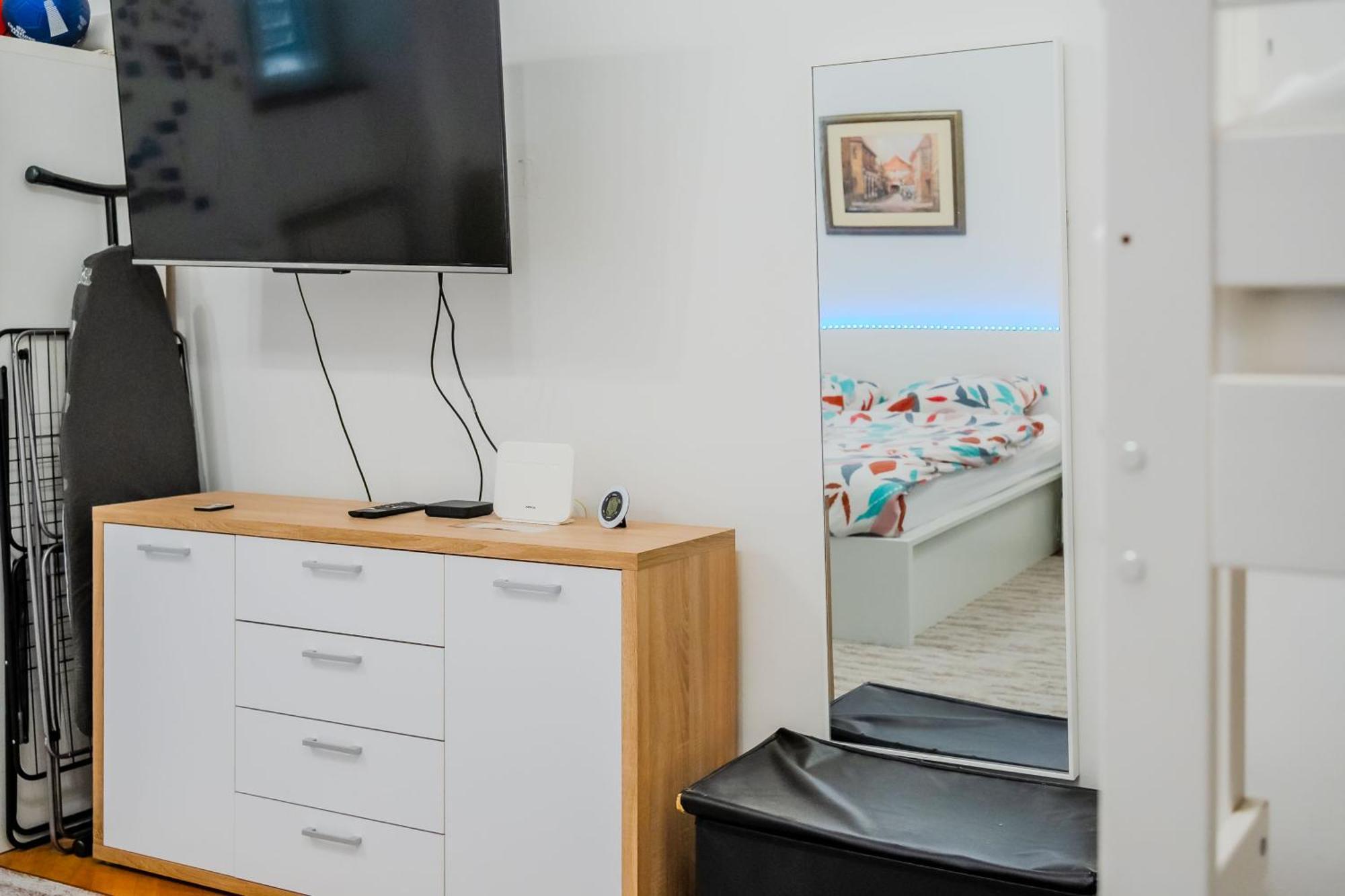 Work And Play Apartment 자그레브 외부 사진